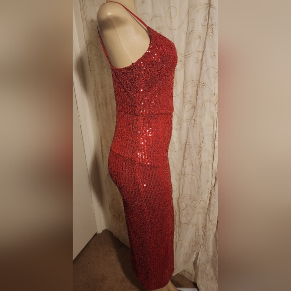 Designer Premier Amour Red Sequin Midi Length Spaghetti Strap Pencil Dress sz 6 - Picture 3 of 6